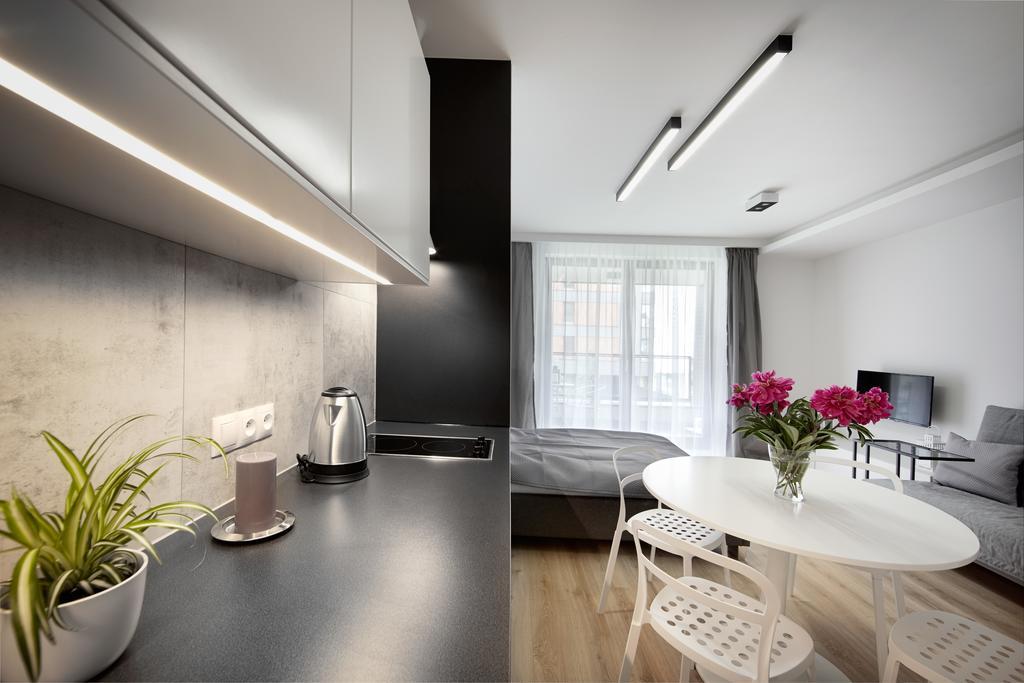 ורשה Silverapartments מראה חיצוני תמונה