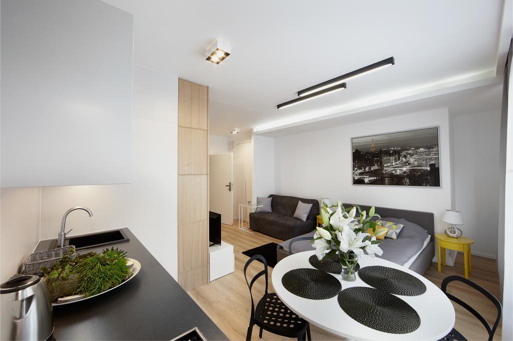 ורשה Silverapartments מראה חיצוני תמונה
