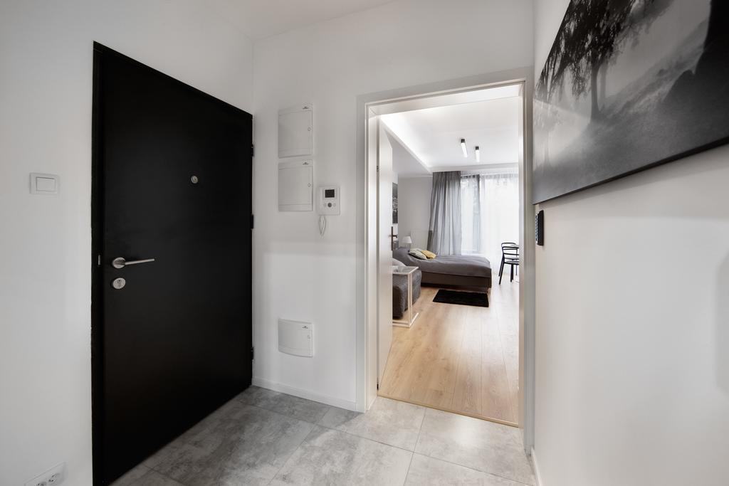 ורשה Silverapartments מראה חיצוני תמונה