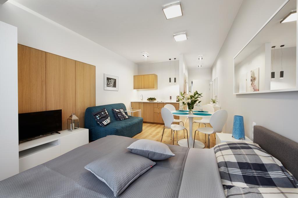 ורשה Silverapartments מראה חיצוני תמונה