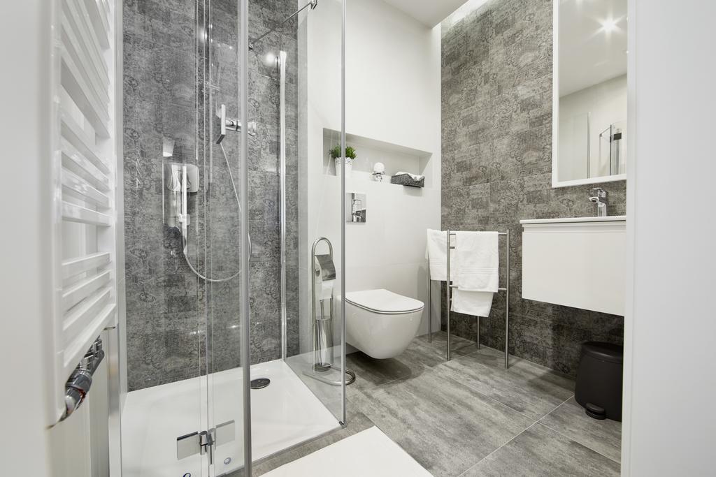 ורשה Silverapartments מראה חיצוני תמונה